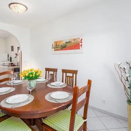 בית נופש Hundefreundliches Nur 700 Meter Zum Mit Grill, Waschmaschine